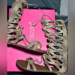 Shoe dazzle “Lizzie” gladiator sandals
